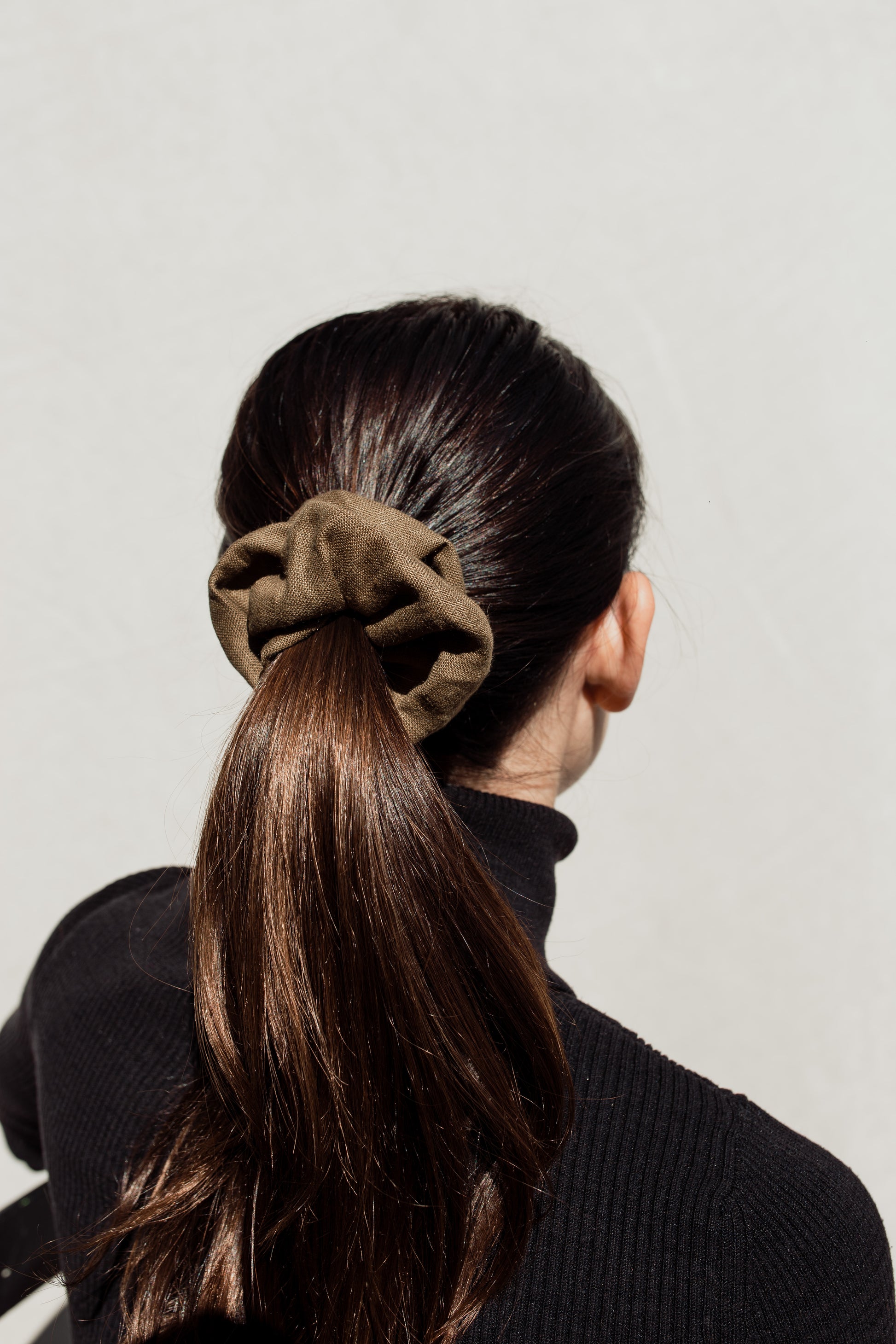 Over-Sized Scrunchie in Grass Linen