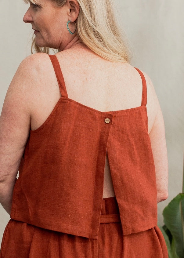 One-Button Linen Top in Wet Clay