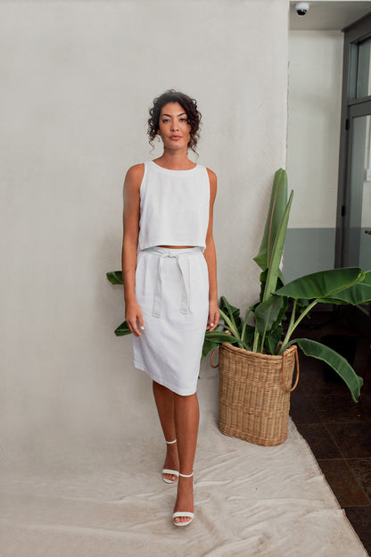 Sleeveless Linen Top in Salt